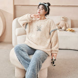 Pyjama Pilou Pilou Couple sur femme